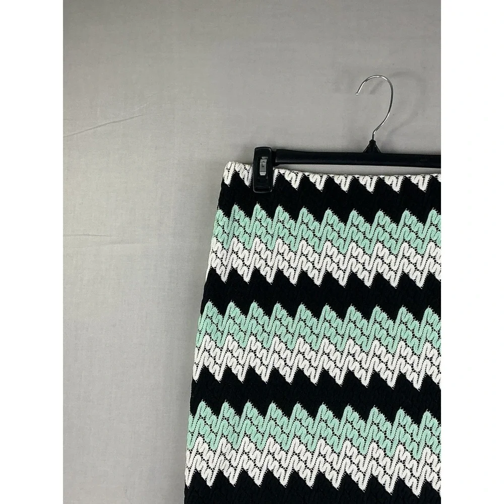 Karen Kane Black Mint Cream Chevron Lace Pencil Skirt Women's M